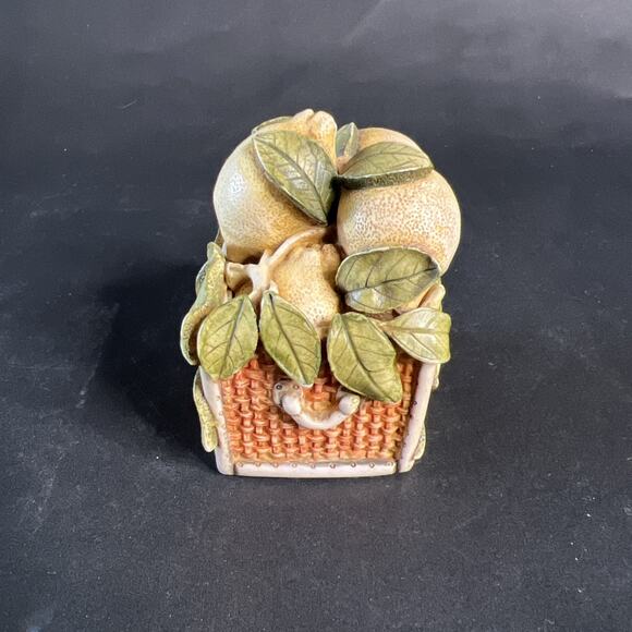 Harmony Kingdom Garden~ Box Figurine ~ LEMON - Picture 4 of 13